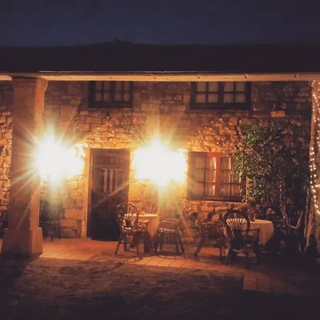Paz Inn Hinojedo