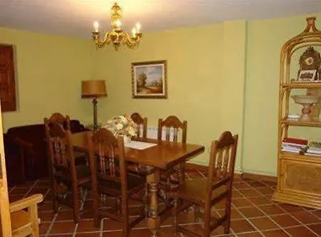 Paz Inn Hinojedo